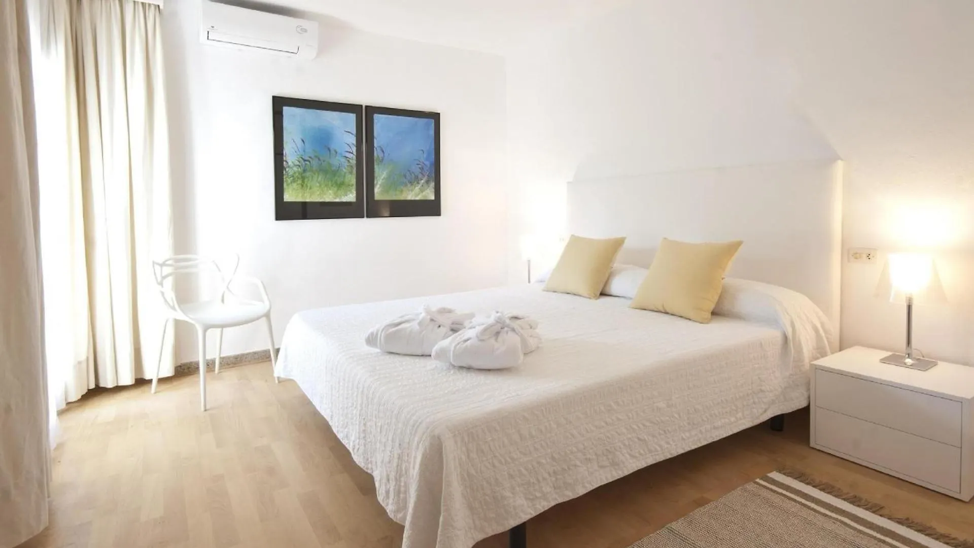 Prázdninový dům Landhaus Mit Garten, Sonnenterrasse Sowie Ueberdachter Terrasse Und Pool In Strandnaehe Cala Ratjada  Španělsko