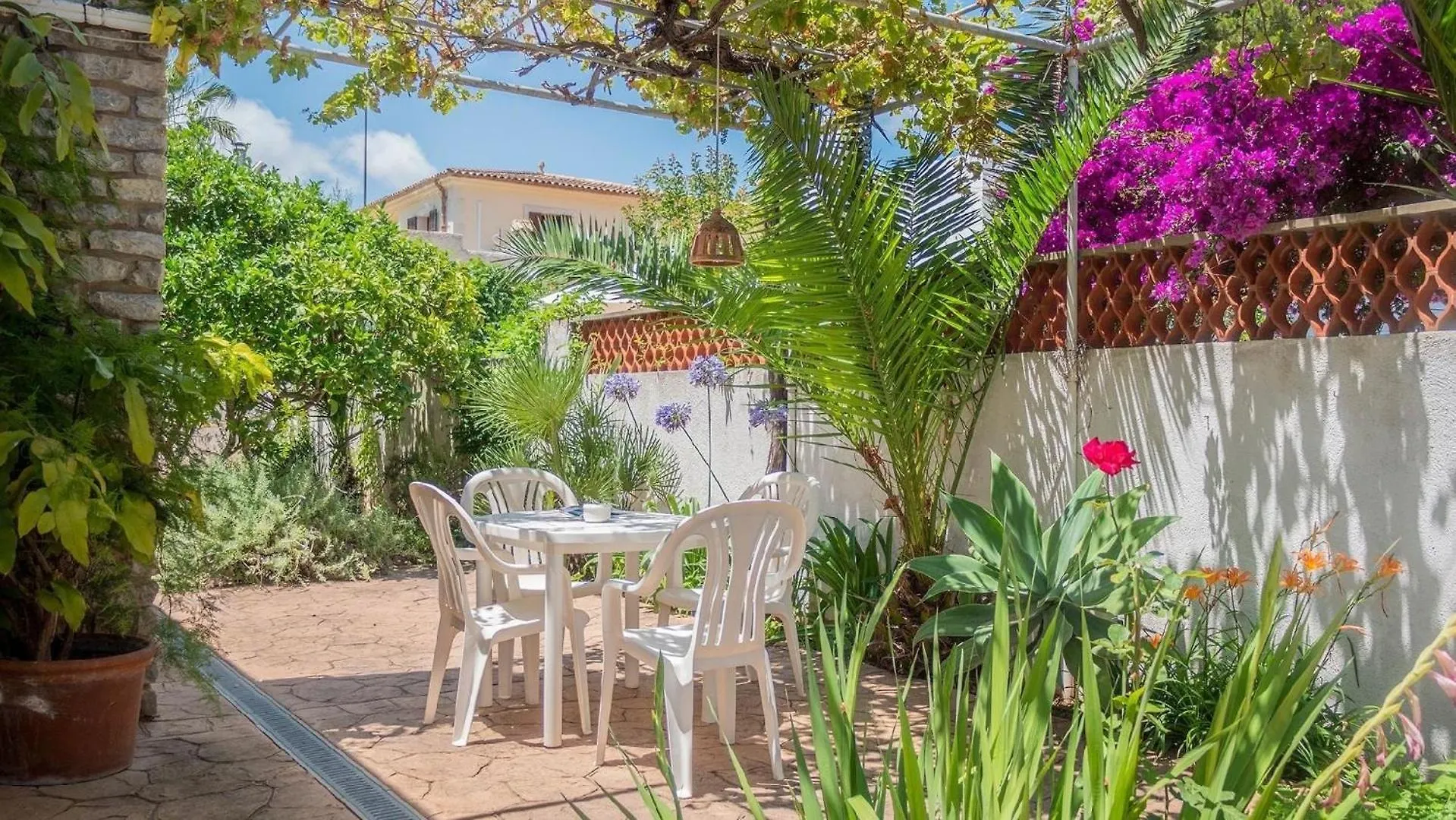 Prázdninový dům Landhaus Mit Garten, Sonnenterrasse Sowie Ueberdachter Terrasse Und Pool In Strandnaehe Cala Ratjada  Španělsko