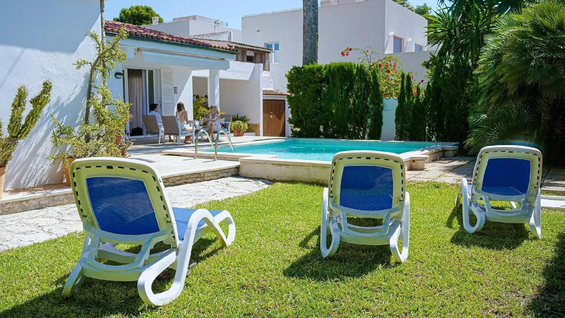 Prázdninový dům Landhaus Mit Garten, Sonnenterrasse Sowie Ueberdachter Terrasse Und Pool In Strandnaehe Cala Ratjada
